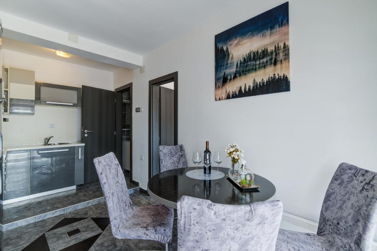 Lovely Apartments Senj Senj  Ngoại thất bức ảnh